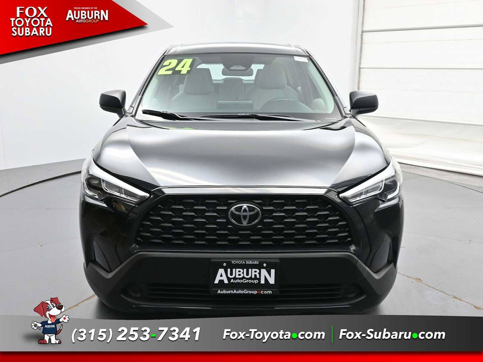 Used 2024 Toyota Corolla Cross L AWD/4WD image 3