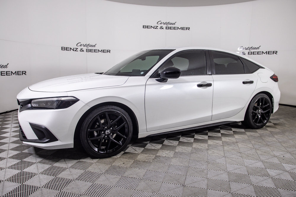 Used 2023 Honda Civic Sport image 9