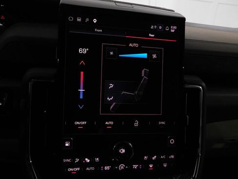 Used 2025 GMC Yukon XL Denali w/ Denali Reserve Package AWD/4WD image 57