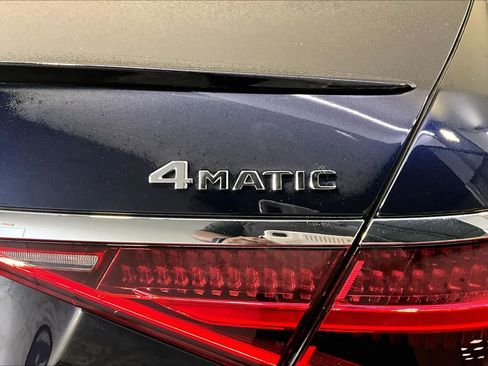 Used 2023 Mercedes-Benz S 580 4MATIC Sedan image 10