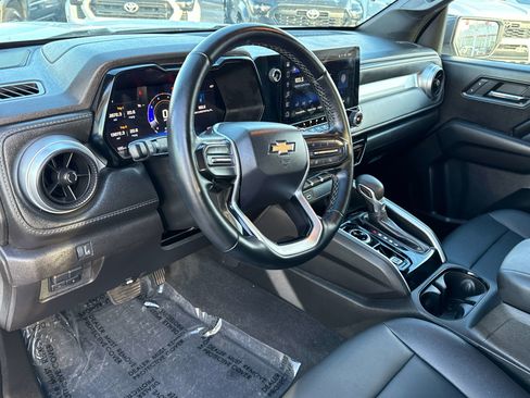 Used 2024 Chevrolet Colorado LT w/ LT Convenience Package III image 10