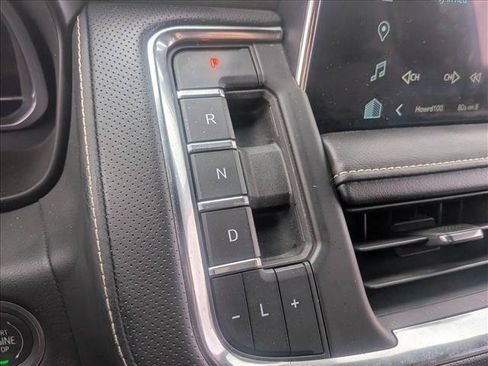 Used 2023 Chevrolet Tahoe Premier RWD image 11