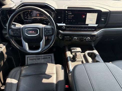 Used 2024 GMC Sierra 1500 Elevation w/ Elevation Premium Package AWD/4WD image 10