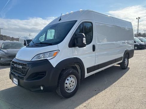Used 2023 RAM ProMaster 3500 w/ Driver Convenience Group FWD image 4