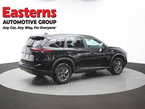 Used 2024 Nissan Rogue S AWD/4WD image 42