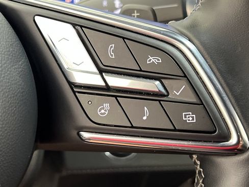 Used 2025 Buick Enclave Preferred AWD/4WD image 59