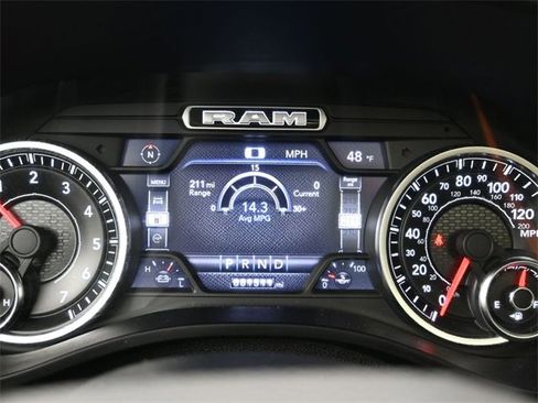 Used 2019 RAM 1500 Laramie image 10