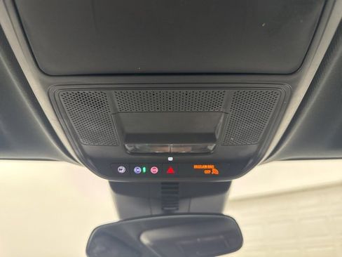 Used 2024 Chevrolet Traverse LT w/ Trailering Package image 21