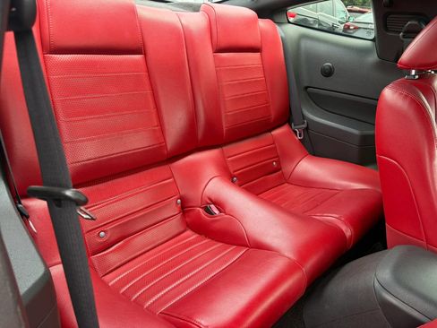 Used 2006 Ford Mustang Coupe RWD image 31