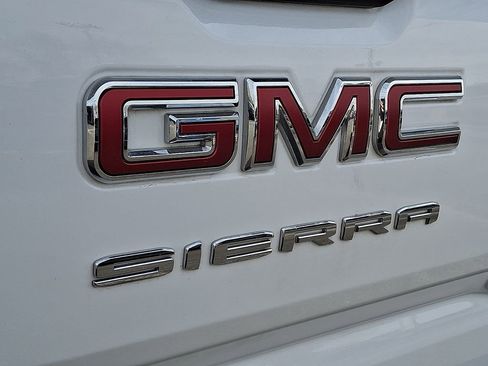Used 2024 GMC Sierra 1500 Pro w/ Convenience Package image 31
