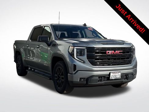 Used 2023 GMC Sierra 1500 Elevation image 1