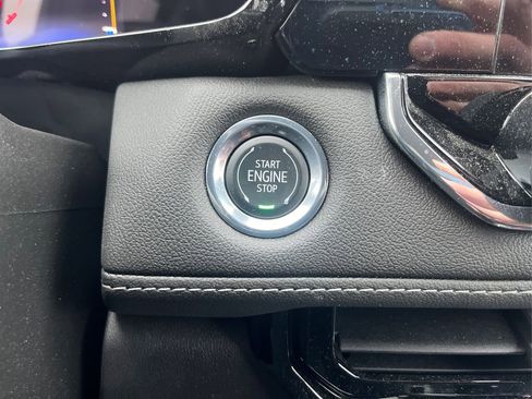 Used 2023 Chevrolet Colorado LT w/ LT Convenience Package III image 29