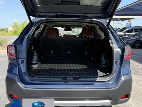 Used 2025 Subaru Outback Touring XT AWD/4WD image 9