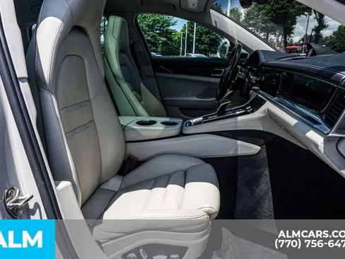 Used 2018 Porsche Panamera 4 w/ Premium Package Plus AWD/4WD image 23