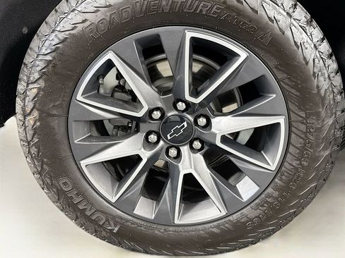 Used 2023 Chevrolet Tahoe Z71 image 34