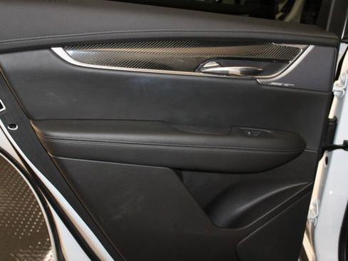 Used 2023 Cadillac XT6 Sport AWD/4WD image 23