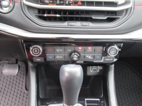 Used 2022 Jeep Compass Trailhawk w/ Trailer Tow Group image 24