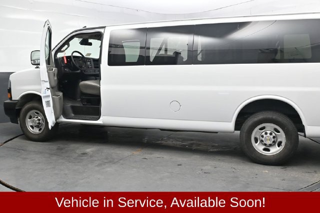 Used 2024 Chevrolet Express 3500 LS RWD image 42