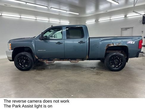 Used 2013 Chevrolet Silverado 2500 LT w/ Interior Plus Package AWD/4WD image 7