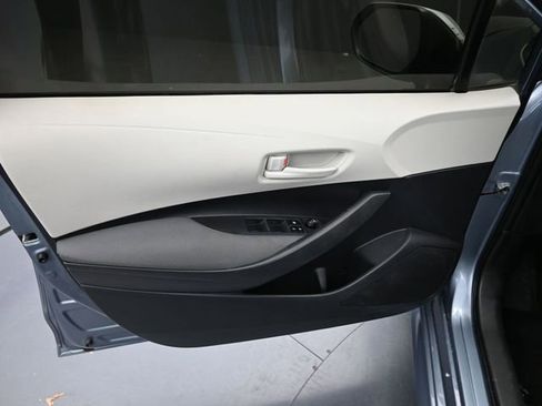 Used 2023 Toyota Corolla LE w/ Carpet Mat Package (TMS) image 25