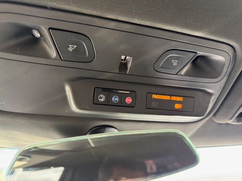 Used 2023 Chevrolet Camaro LT image 25