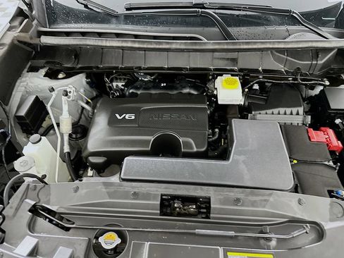 Certified 2023 Nissan Pathfinder Platinum AWD/4WD image 40