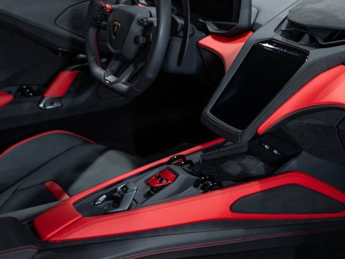 Used 2026 Lamborghini Temerario AWD/4WD image 52