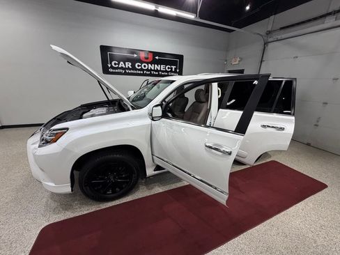 Used 2019 Lexus GX 460 Premium AWD/4WD image 65