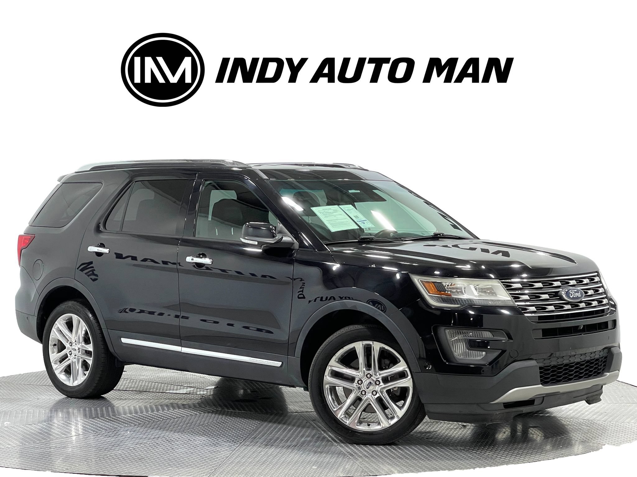 Used 2016 Ford Explorer Limited w/ Equipment Group 301A AWD/4WD image 2