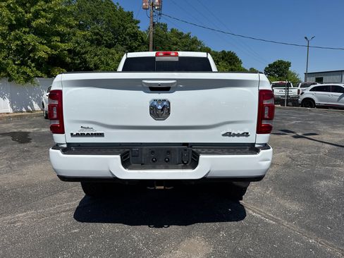 Used 2024 RAM 2500 Laramie AWD/4WD image 4