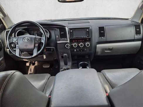 Used 2019 Toyota Sequoia Limited w/ Safety & Convenience Package RWD image 18