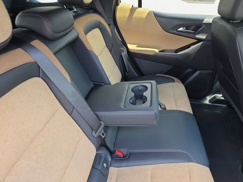 New 2026 Chevrolet Equinox ACTIV w/ Convenience Package III AWD/4WD image 22