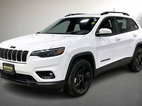 Used 2021 Jeep Cherokee Latitude Plus image 3