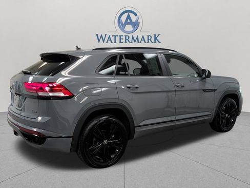 Used 2023 Volkswagen Atlas Cross Sport SEL R-Line AWD/4WD image 6
