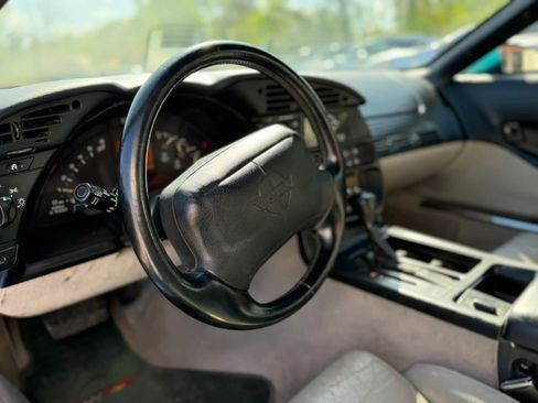 Used 1994 Chevrolet Corvette Coupe RWD image 13