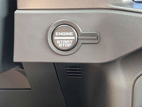 New 2025 Ford Bronco Big Bend w/ Black Diamond Package AWD/4WD image 14