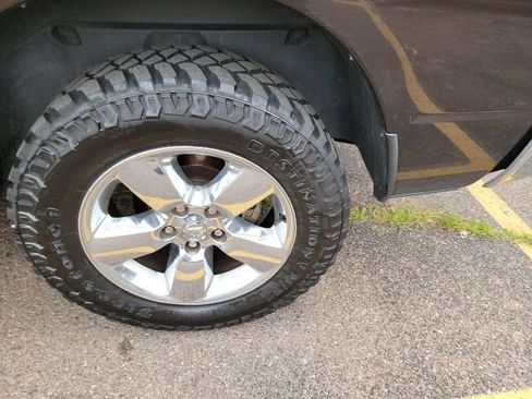 Used 2017 RAM 1500 Big Horn RWD image 6