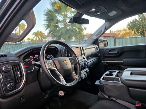 Used 2019 Chevrolet Silverado 1500 LT w/ All-Star Edition image 7