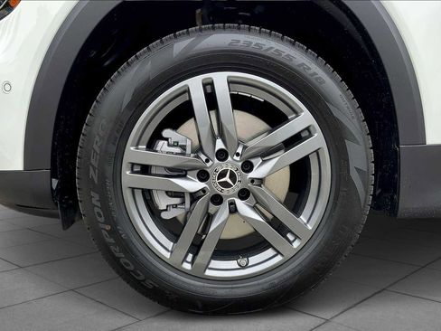 New 2025 Mercedes-Benz GLB 250 4MATIC image 15
