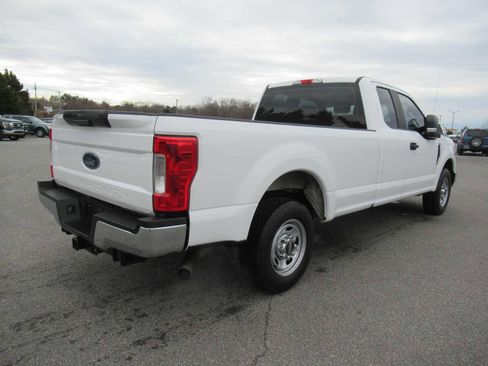 Used 2019 Ford F250 XL w/ XL Value Package image 5