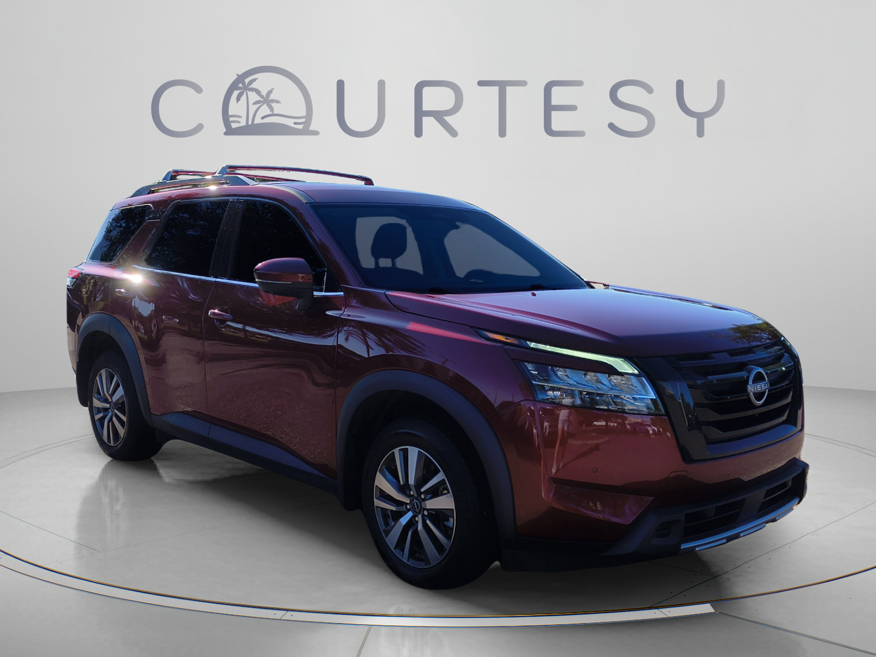 Certified 2023 Nissan Pathfinder SL w/ Black Appearance Package AWD/4WD image 9