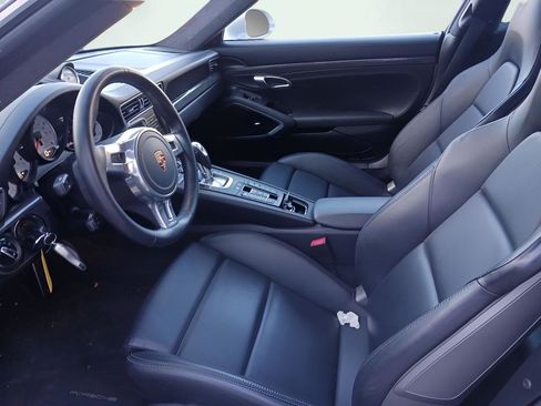 Used 2014 Porsche 911 Turbo image 4