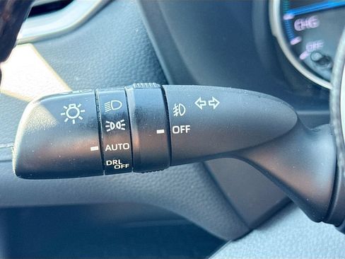 Used 2021 Toyota RAV4 XLE Premium AWD/4WD image 14