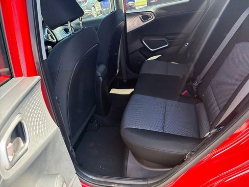 Used 2024 Kia Soul LX w/ Option Group 015 FWD image 23