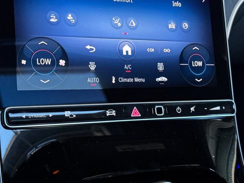 New 2025 Mercedes-Benz C 300 4MATIC Sedan image 24
