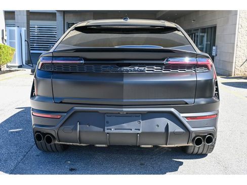 Used 2025 Lamborghini Urus SE image 11