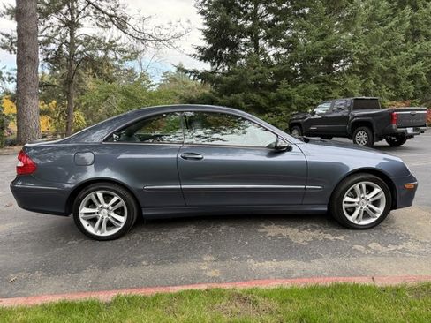 Used 2006 Mercedes-Benz CLK 350 Coupe image 4