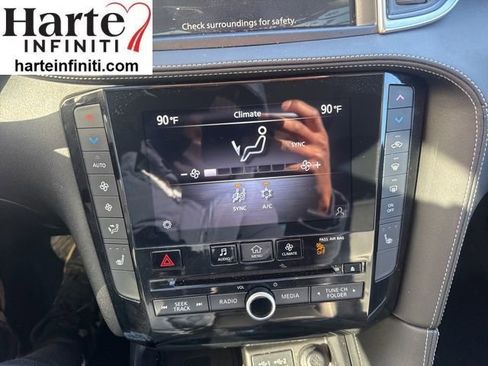 Certified 2024 INFINITI QX50 Luxe image 19