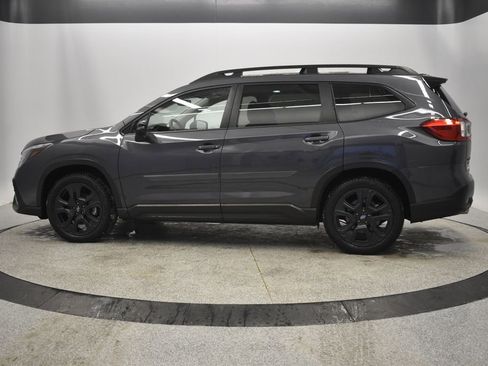 Used 2023 Subaru Ascent Onyx Edition image 3