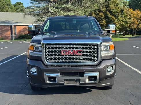 Used 2016 GMC Sierra 3500 Denali w/ Duramax Plus Package image 3